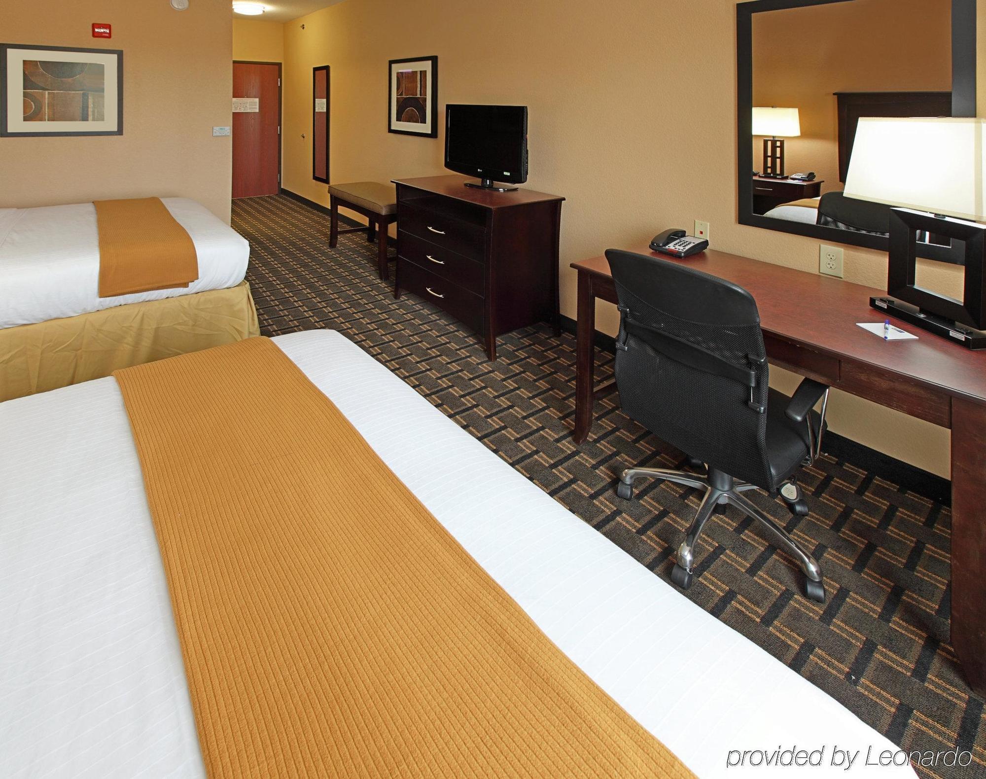 Holiday Inn Express Hotel & Suites Texarkana East By Ihg Eksteriør bilde